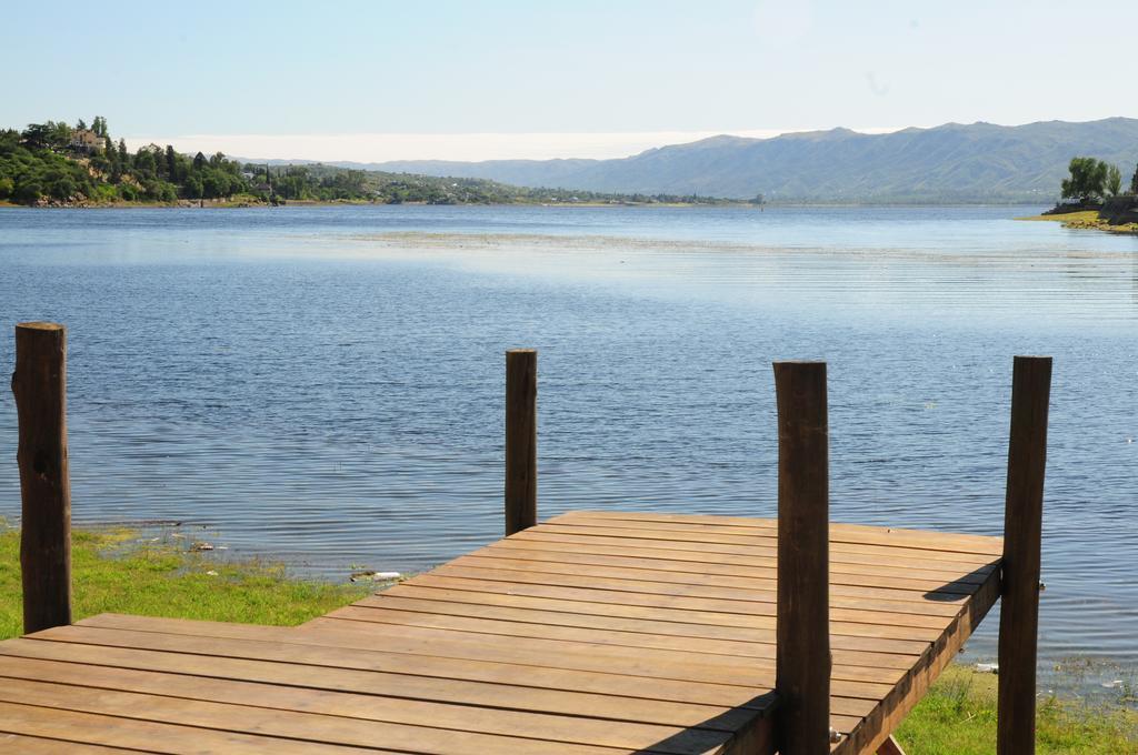 Hostal De La Costa Villa Carlos Paz Exteriör bild