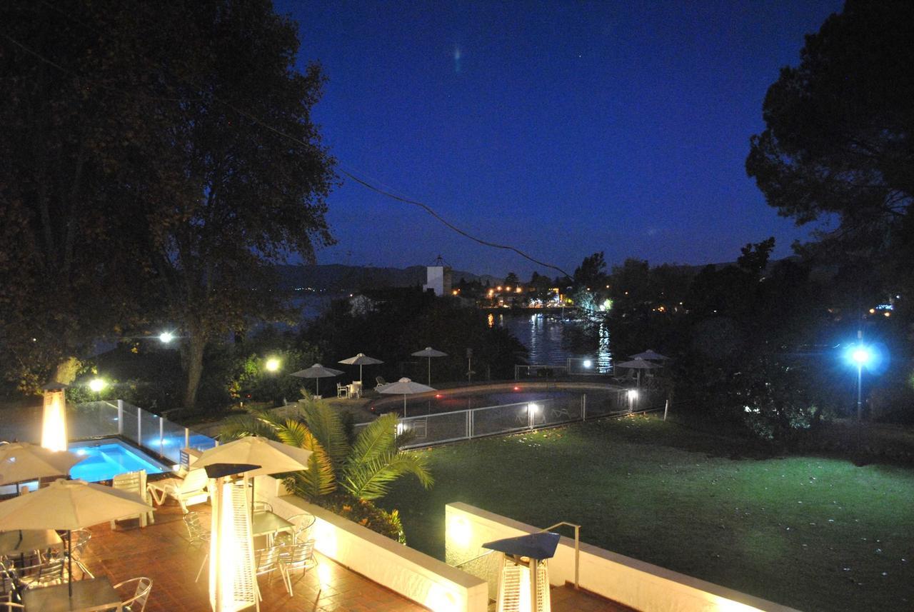Hostal De La Costa Villa Carlos Paz Exteriör bild